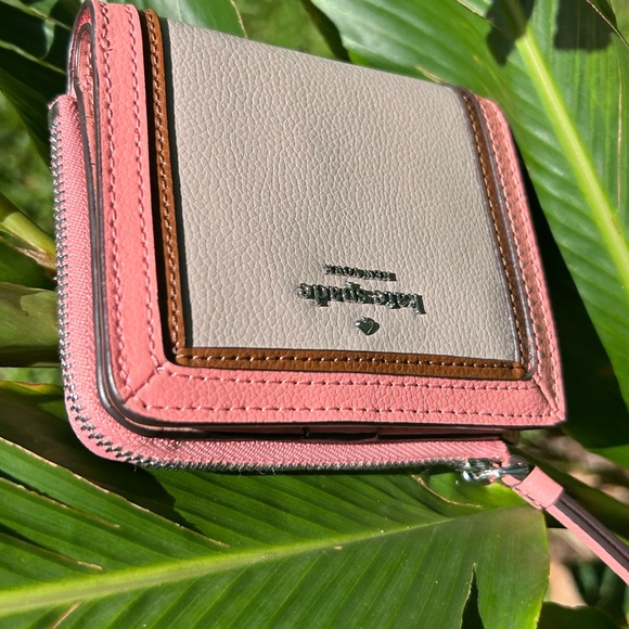 Kate spade Pink Cream Patterson Drive Colorblock Small L-Zip Bifold Wallet - Picture 2 of 13